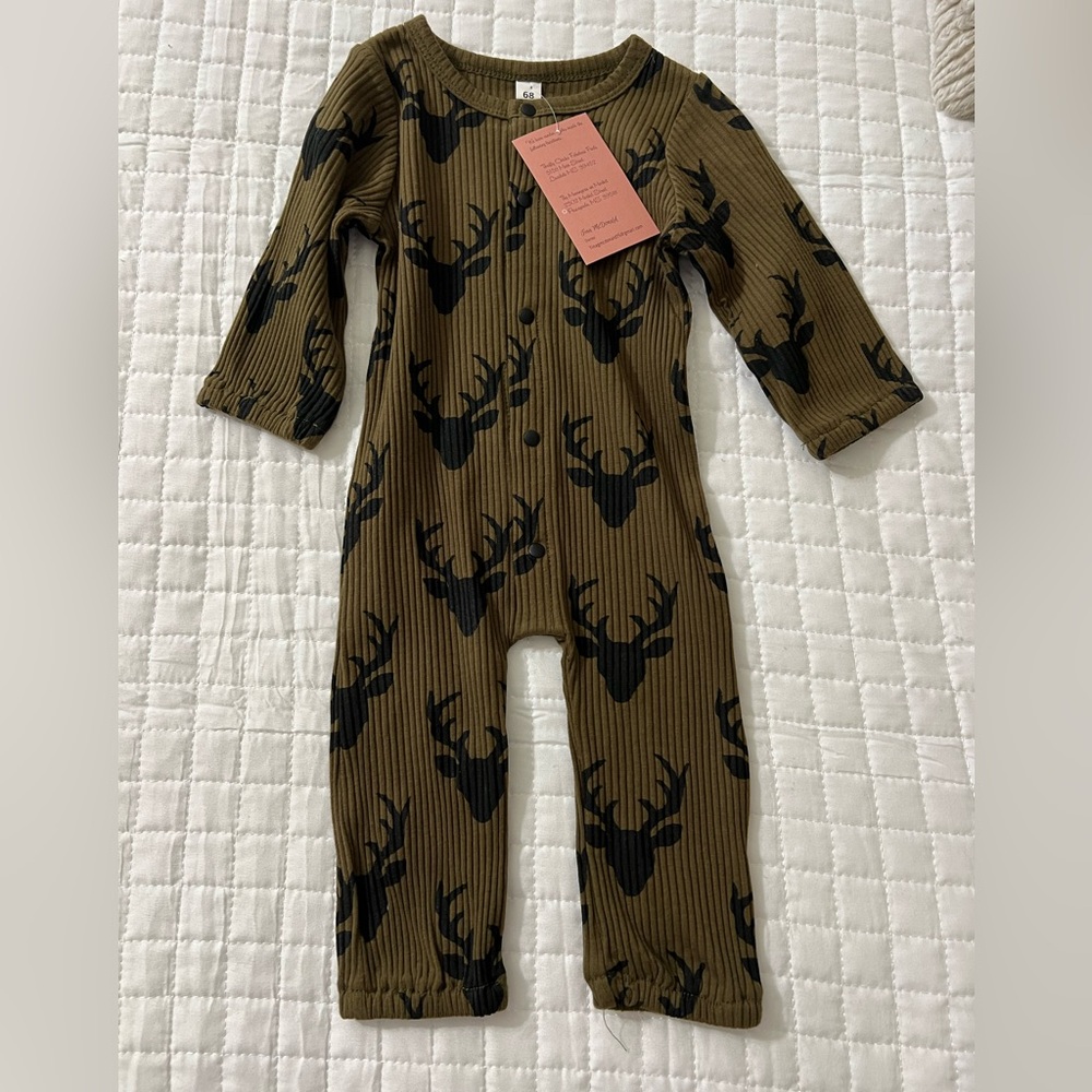 Sweet Honey Buck Layette - Sz 0-3 months NWT